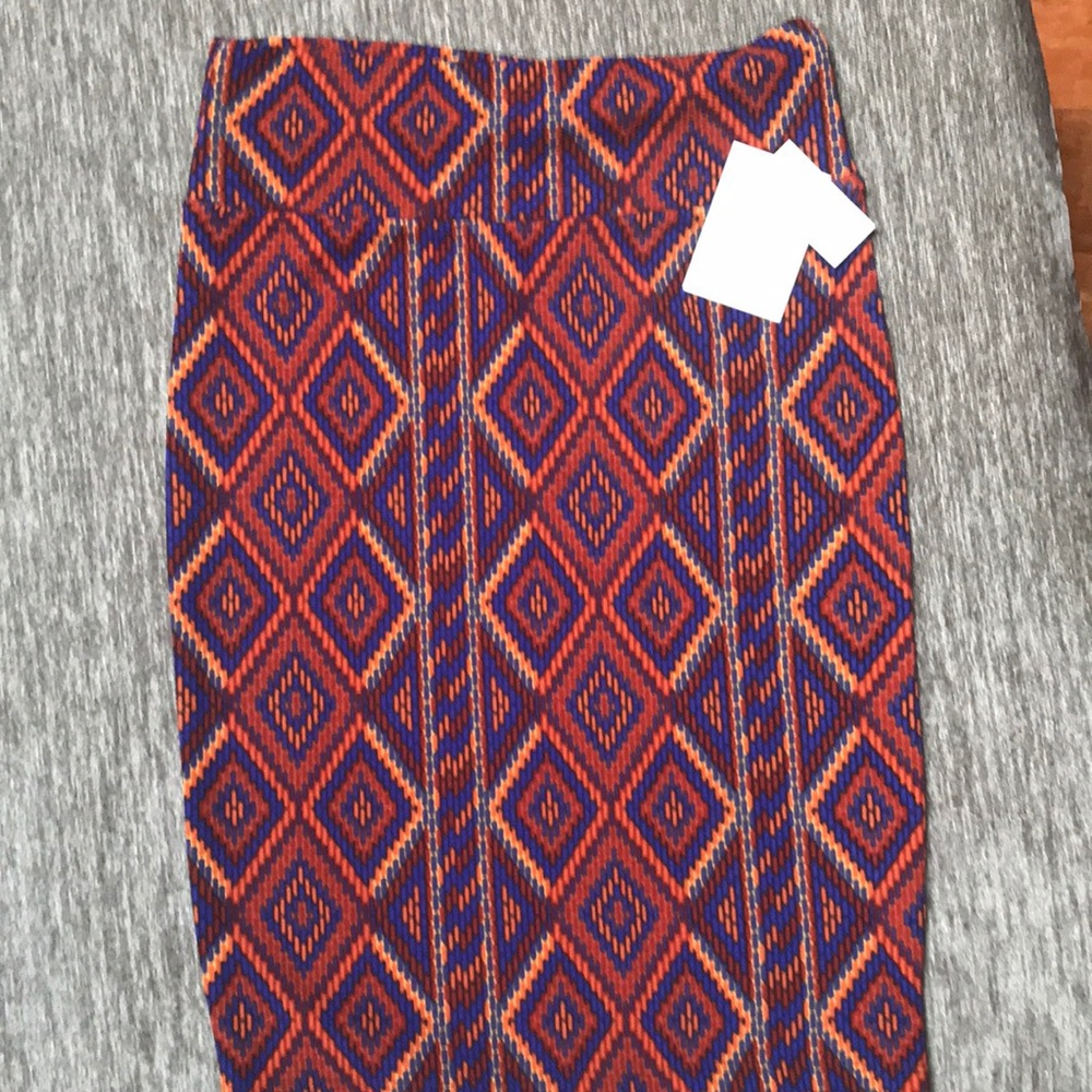 NWT LulaRoe Cassie Skirt